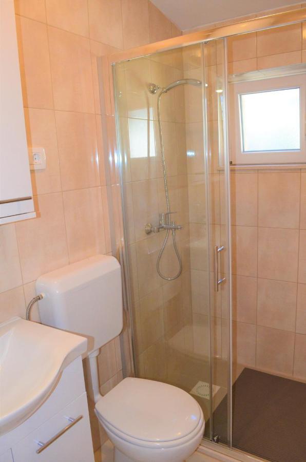 Apartment Romana